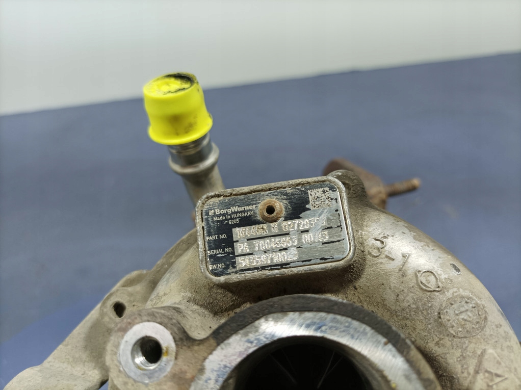 Renault clio 3 рестайлинг  1.5 dci k9k 75 km турбонагнетатель 16446r с Разборки