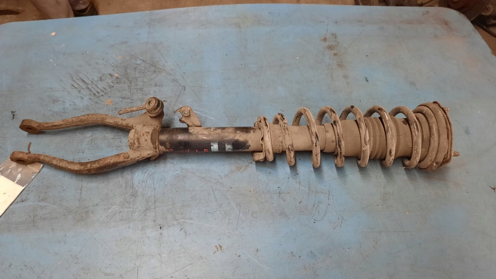 Купить Амортизатор перед левый mazda 6 1.8b