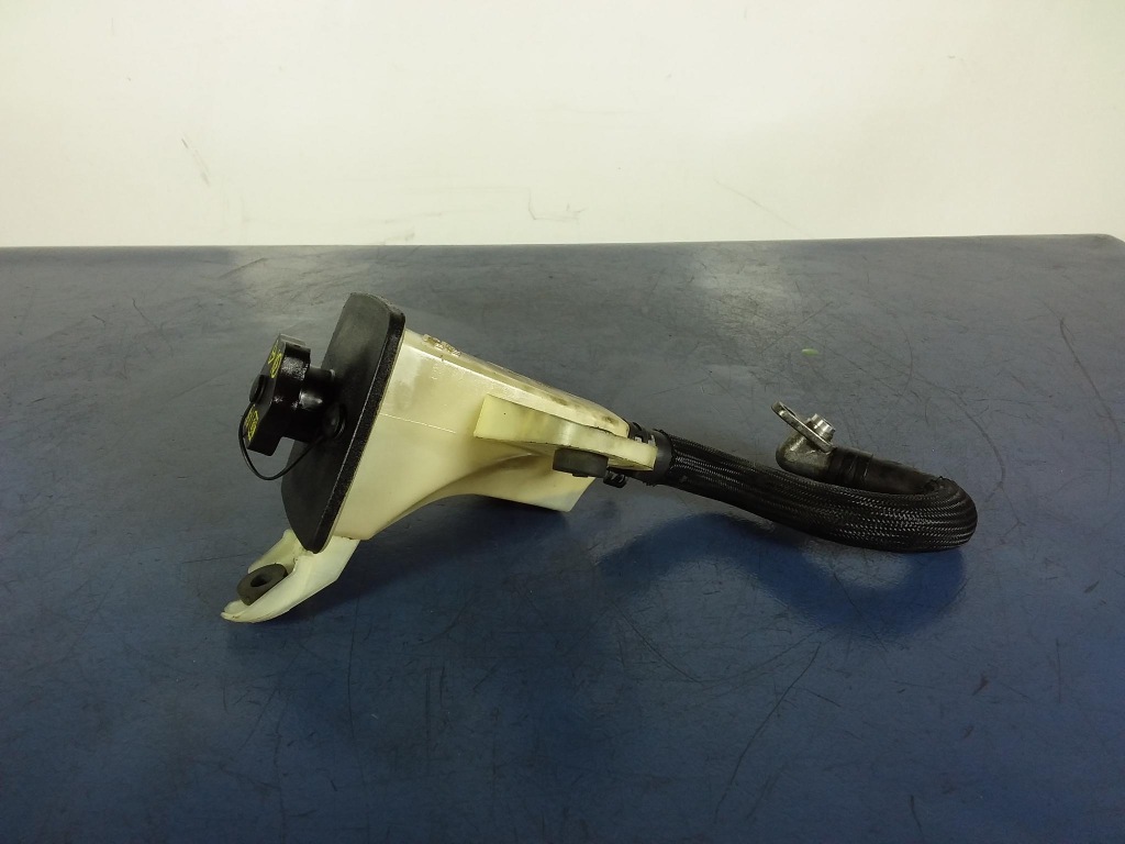 фото №1, Jaguar xf x250 бачок усилителя