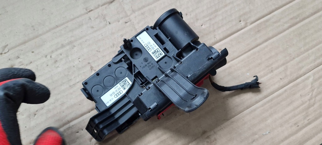 фото №7, A4 b9 8w распределитель тока 8w0941823 8w0941824an a5 8w