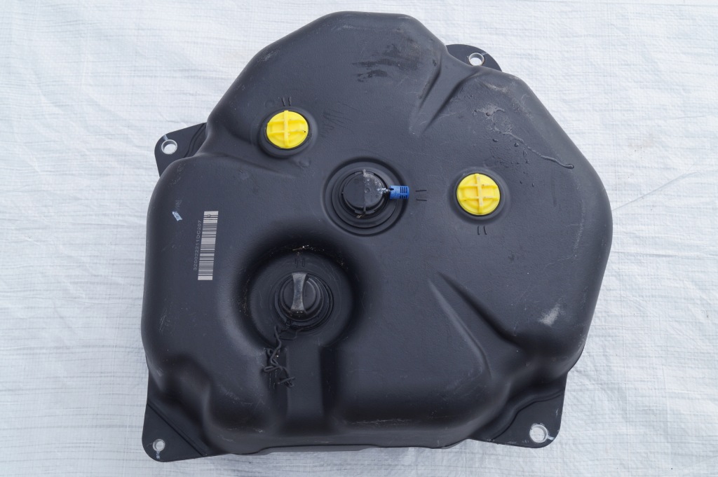 Купить Бак насос adblue mercedes e-klasa w212 a212 a2124704802 f01c250142