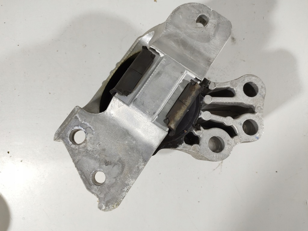 фото №10, Jeep compass 1.4b 17r- подушка коробки передач