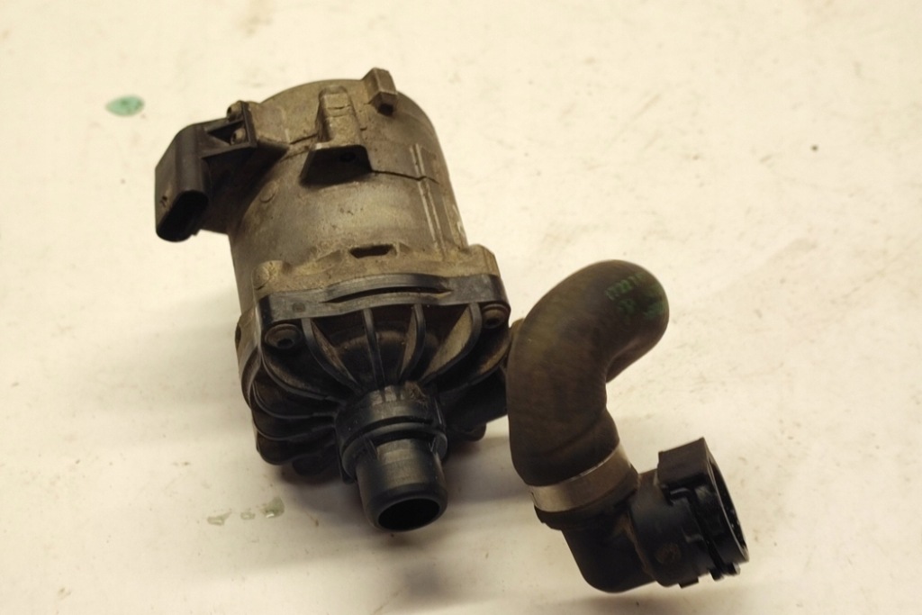 фото №11, Насос воды bmw 7 f01, f02 7566335 4.4l бензиновый 330kw 2014