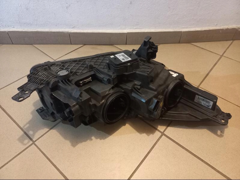 Ford kuga mk2 рестайлінг  ксенон фара ліва передня перед 92102-g4600 Оригінал