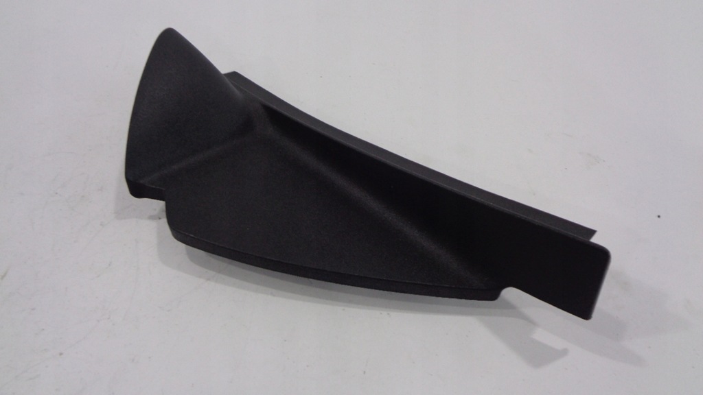 фото №1, Peugeot 2008 208 захист панелі заглушка права/ліва