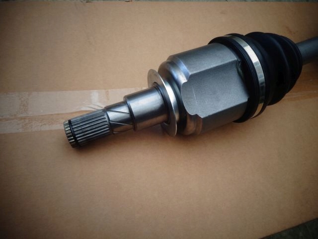 фото №2, Nissan navara d40 pathfinder r51 приводной вал передняя