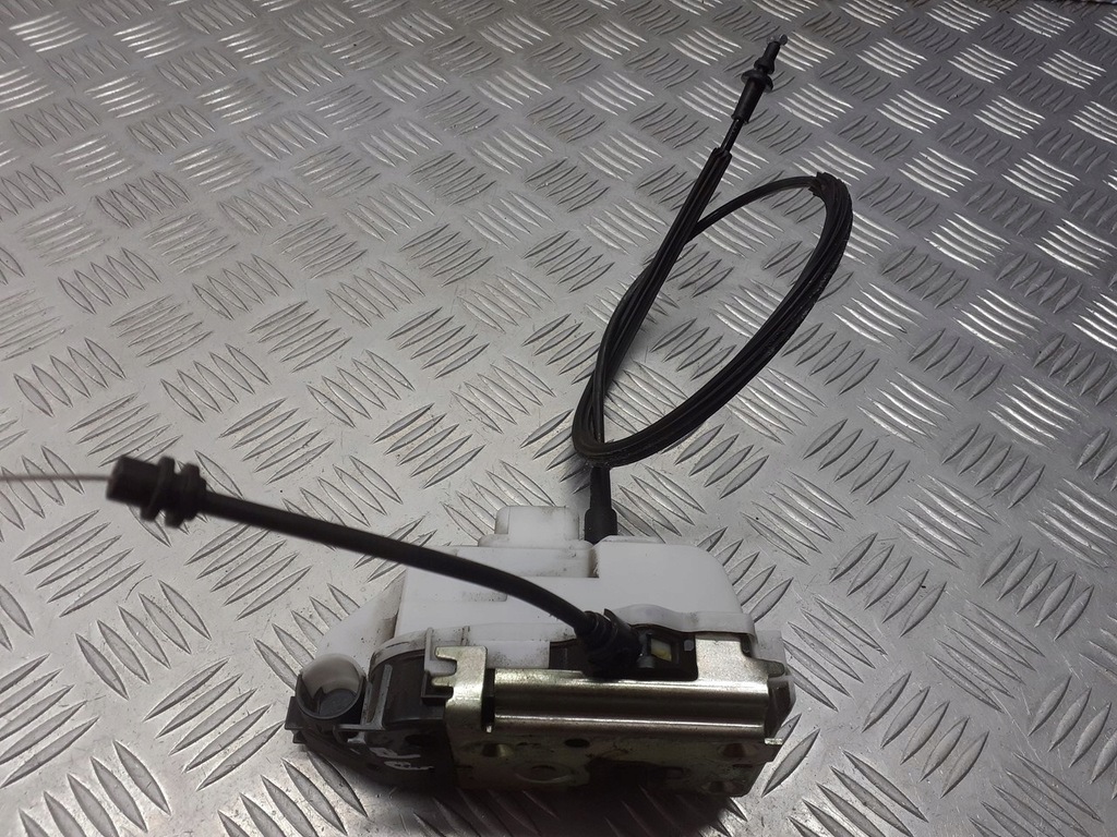 фото №1, Замок дверь правый перед citroen c2 52187780 4pin