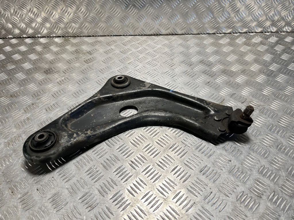 Купить Рычаг правая  перед передний opel crossland x 17- 1.2 thp