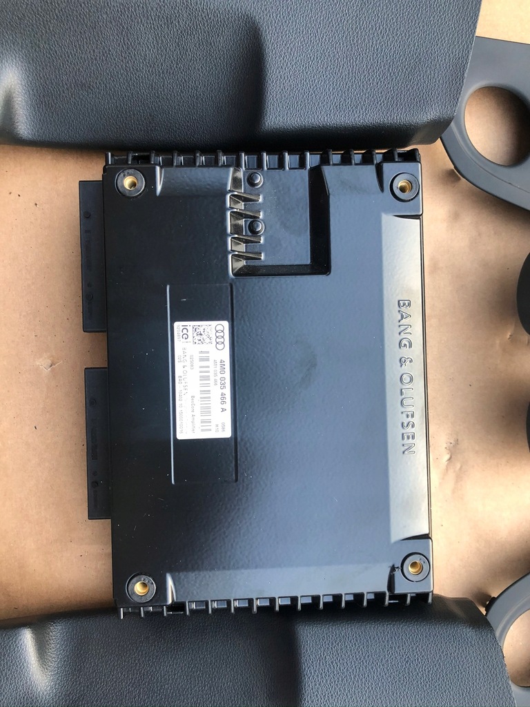 фото №8, Audi q7 sq7 4m0 4m0035466a аудіосистема покращений 3d bang olufsen монтаж