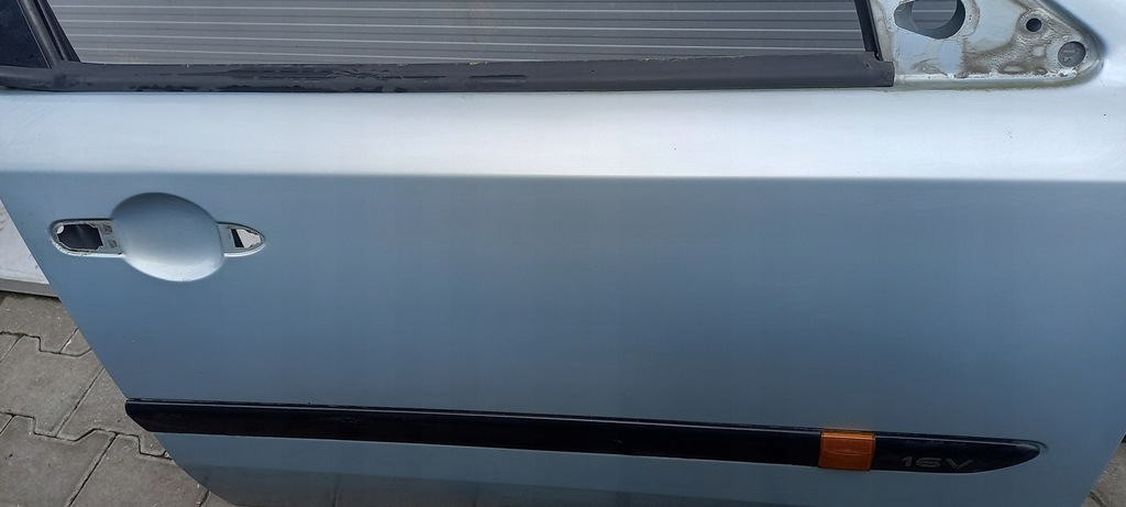 фото №3, Двері праве перед renault laguna 01r