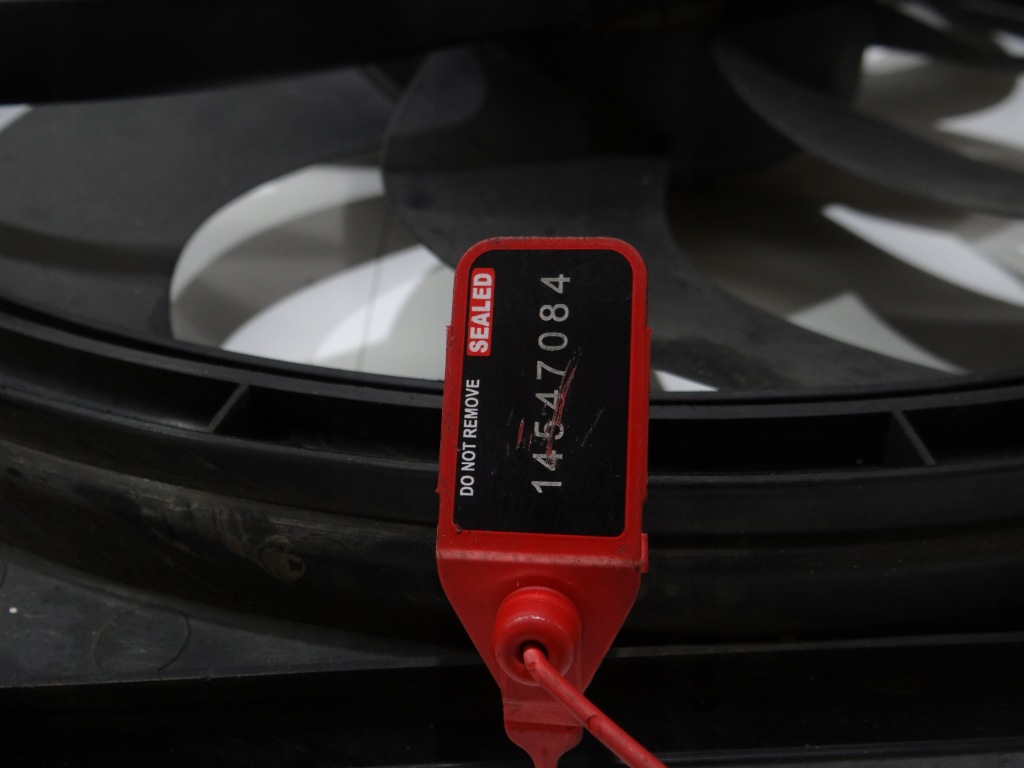 Вентилятор радіатора bmw f30 f31 n47d20c 7640508 Недорого