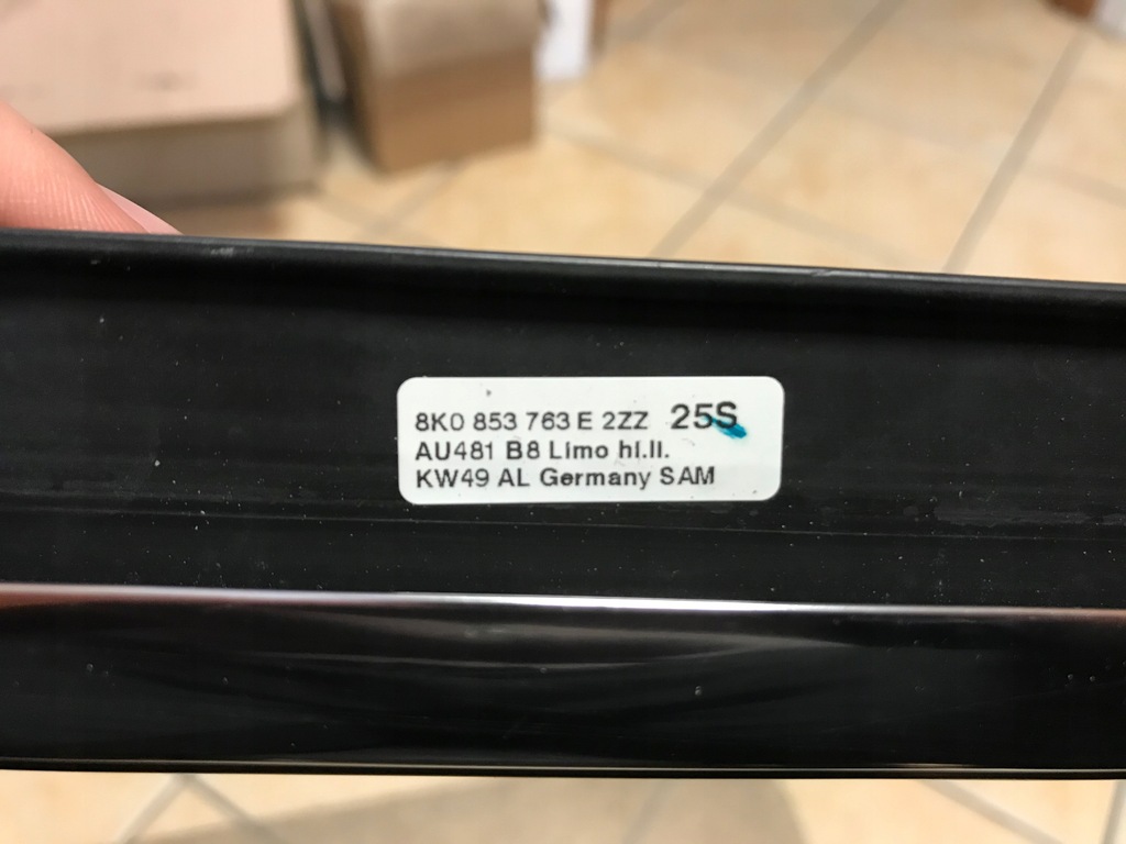 фото №5, Audi оригінальний номер 8k0853763h молдинг ущільнювач rs4 a4 b8