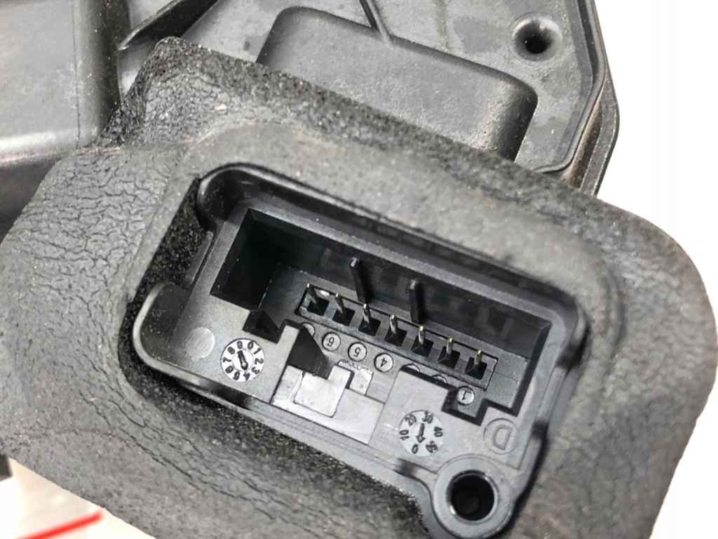 фото №3, Замок дверь левый перед skoda rapid