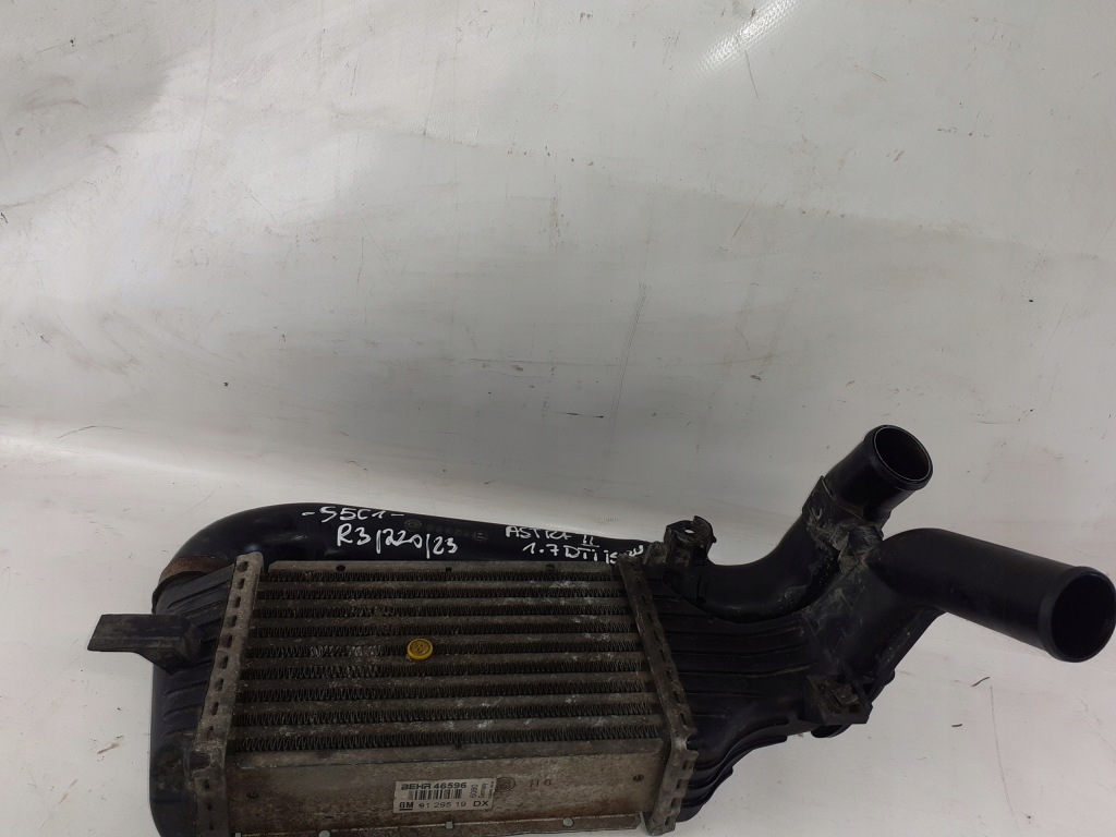 Opel astra 2 g 1.7d інтеркулер Зі Шроту