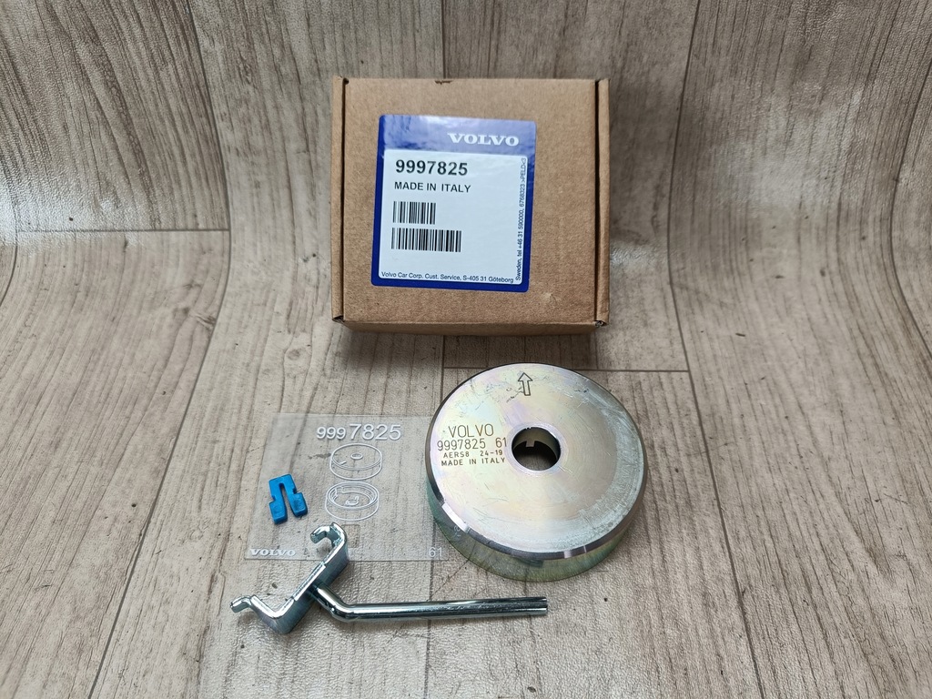 фото №1, Volvo s60 s40 штифт 9997825