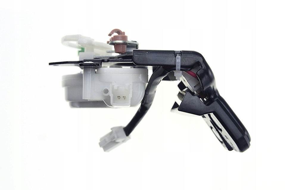 фото №8, Замок кришки багажника mazda 6 gg 2002-2007