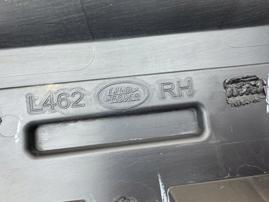 фото №14, Land rover discovery v 5 l462 молдинг дверь правый перед hy32-21064