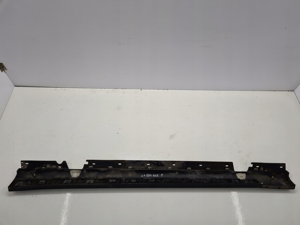 фото №6, Bmw x1 e84 x-line молдинг порог правая