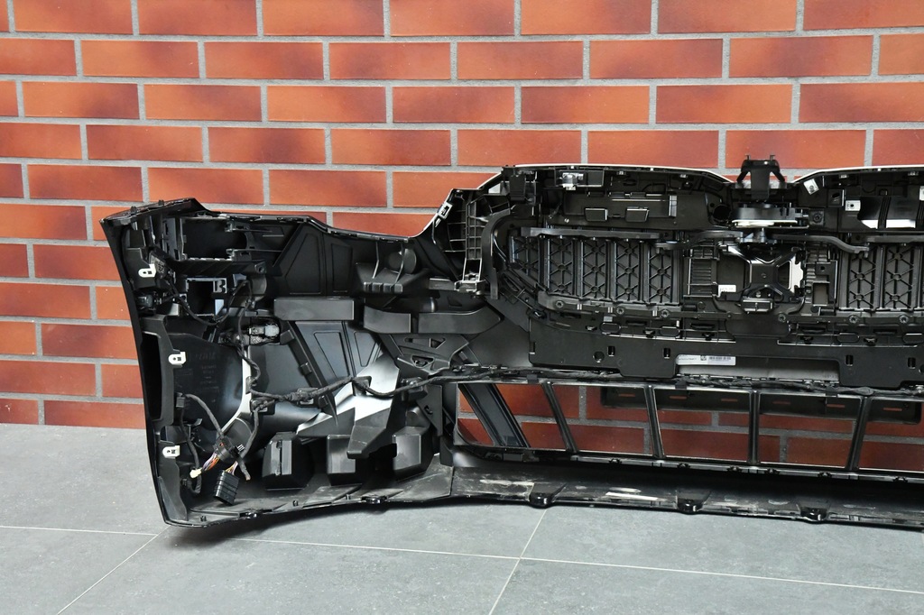 фото №9, Бампер перед передний bmw 5 g60 g61 m-pakiet 416 carbonschwarz demotanż