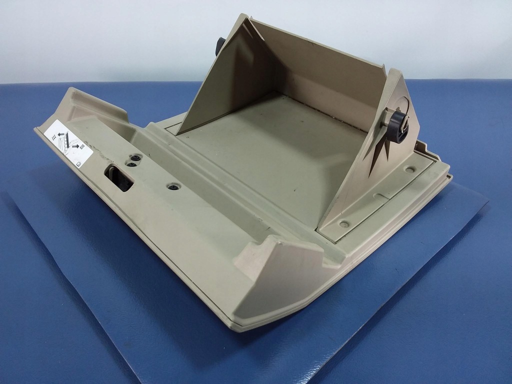 фото №3, Dodge caliber бардачок пасажира