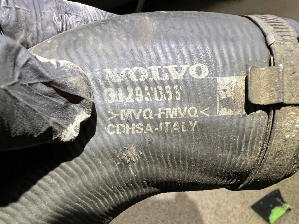 фото №4, Volvo v40 ii 2.0 труба інтеркулер 31293663 12-17