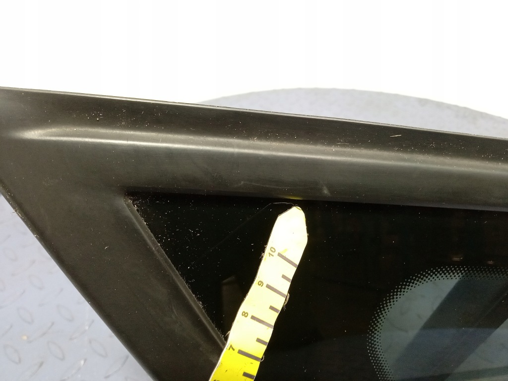 Audi a6 c7 avant скло кузовна задній ліва Недорого