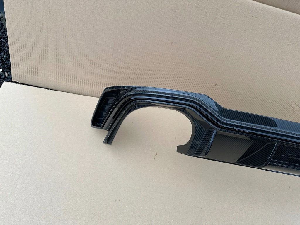 фото №9, Спойлер диффузор карбон audi rs4 b9 оригинал bez повреждений