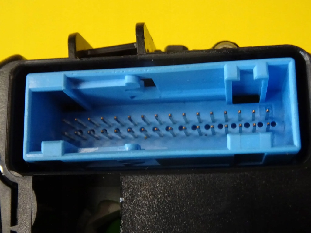 фото №6, Лічильник приладова панель прилади audi a3 8l бензин 8l0919860e nr712