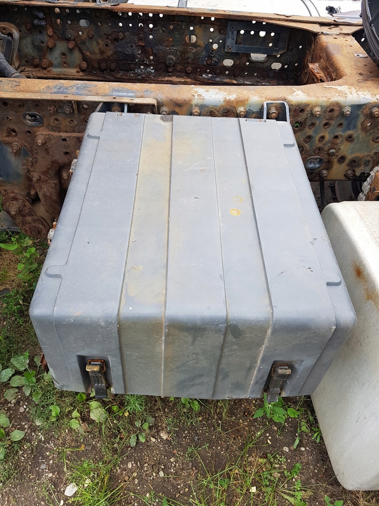 фото №1, Основа коробка кронштейн акумуляторів iveco stralis traker
