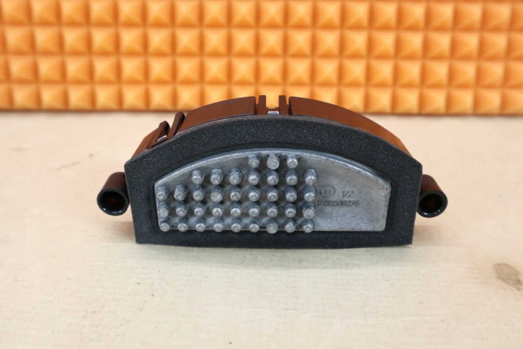 фото №1, Mercedes w246 резистор отопителя вентилятора 2469064100