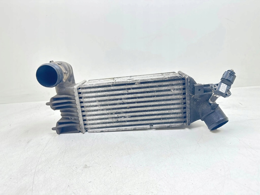 фото №1, Peugeot 607 2.0 hdi радиатор интеркулер