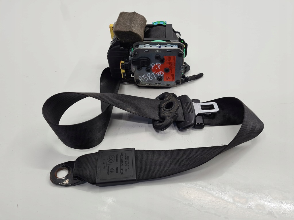 фото №1, Audi a5 8t coupe pas безопасности правый перед