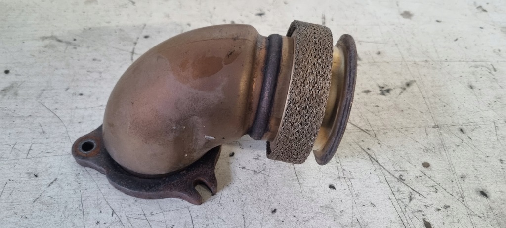 фото №1, Труба коліно каталізатора турбіни ml w164