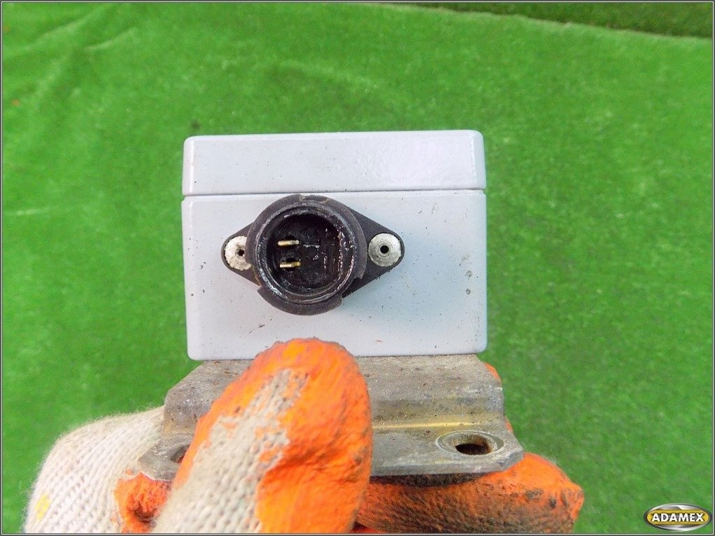 Iveco eurotech 440km 01r ограничитель тока stb 3/m в Украине