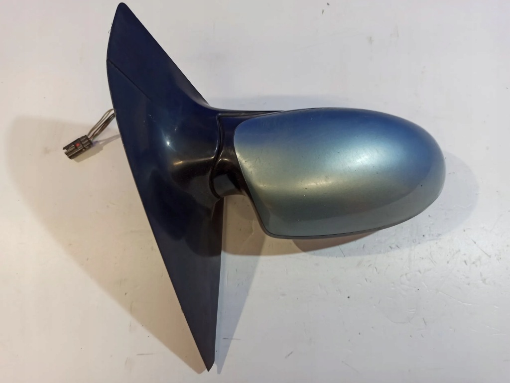 фото №3, Ford focus 2001 po правая полный