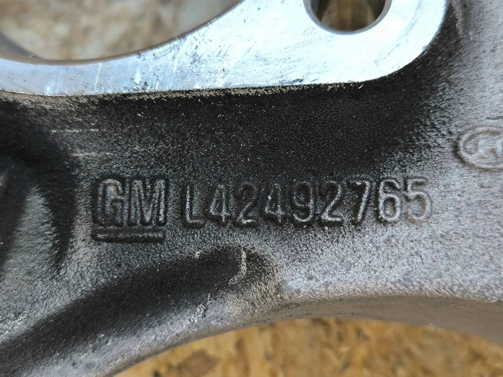 фото №6, Chevrolet bolt 2018 левая сторона ступица колеса передний