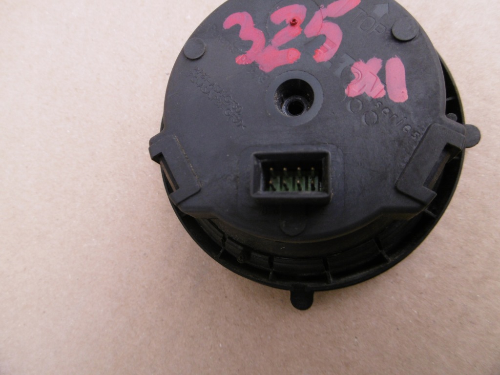 фото №4, Моторчик регулювання дзеркало bmw e60 e61 e63 e64 e87 e90 8pin