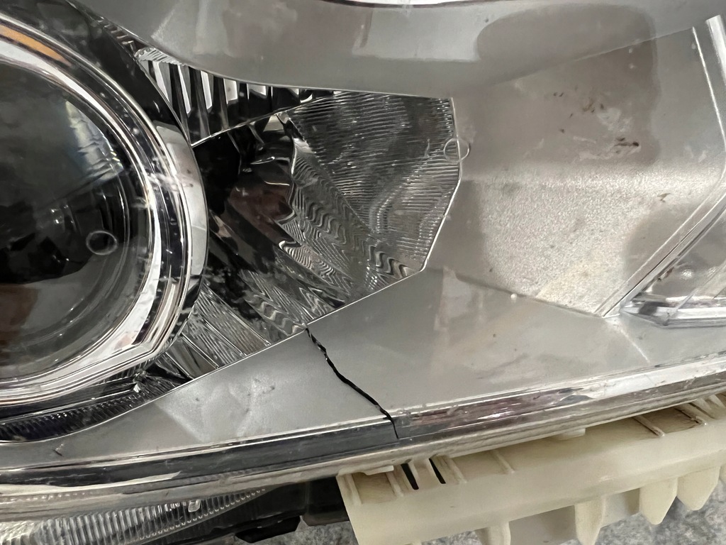 фото №7, Nissan navara d23 права лампа ксенон