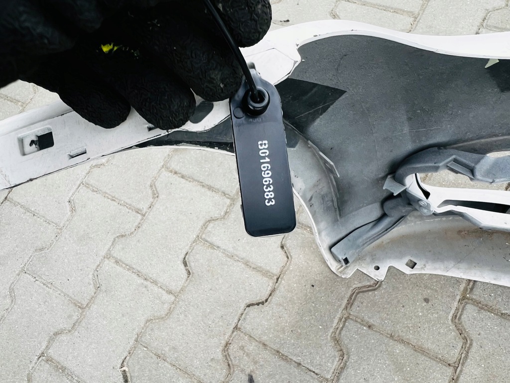 фото №9, Бампер перед передний bmw 3 e92 e93 цвет a300