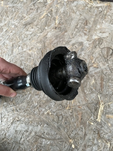 фото №3, Jeep renegade 2.0 4x4 автоматическая коробка передач приводной вал правая