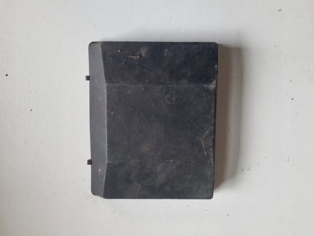 фото №1, Bmw e31 захист коробка запобіжників 1383273