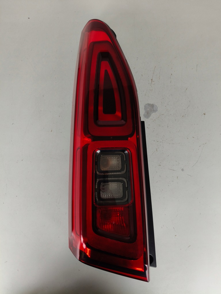 Купить Фара левая задняя citroen berlingo iv 18- rifter led под крышке