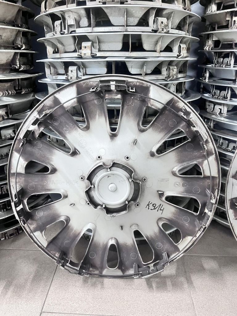 фото №8, Колпаки крышки vw b6 b7 touran оригинальные 16'' nr ik0 604 147 g