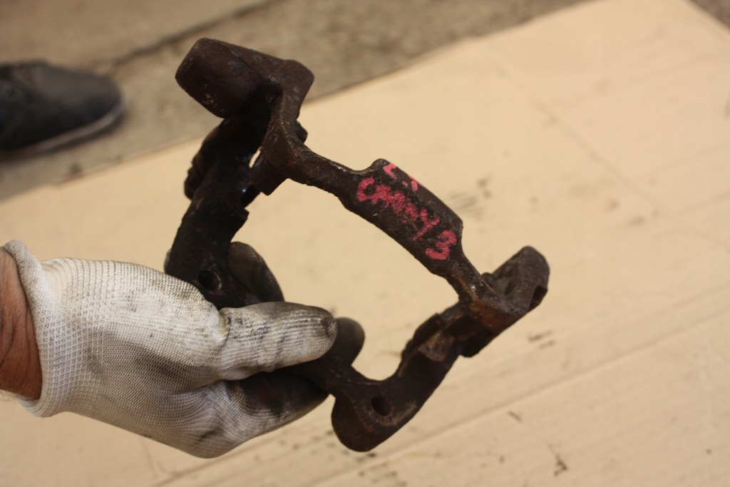 фото №1, Скоба лівий задня vw caddy iii