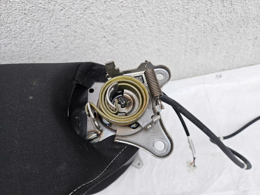 фото №8, Сиденье спинка подушка безопасности левый перед с подогревом mazda cx-3 2015-2021