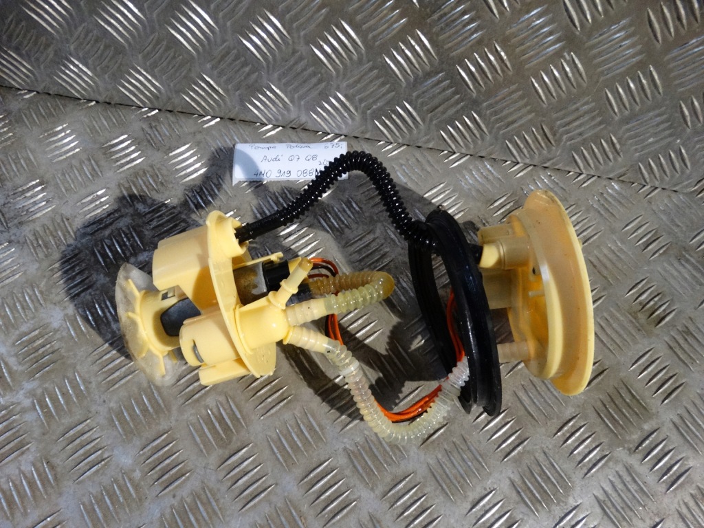 фото №1, Idealna kpl. насос пального audi q7 q8 3.0d 1