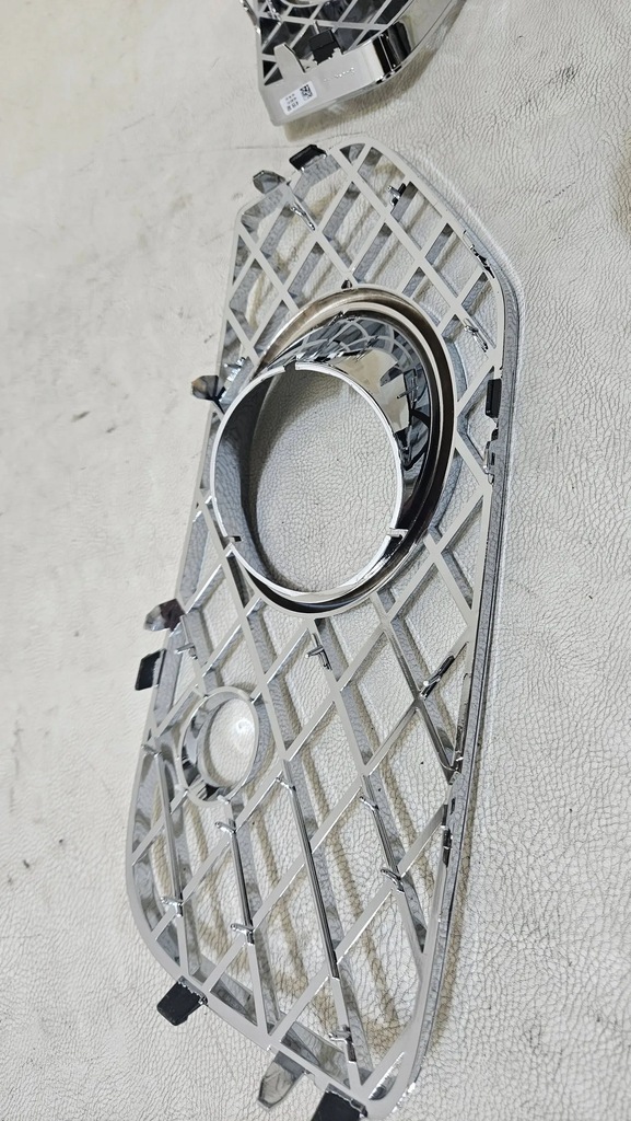 фото №9, Решітка бампера ліва права bentley continental flying spur 3se807925 3se807