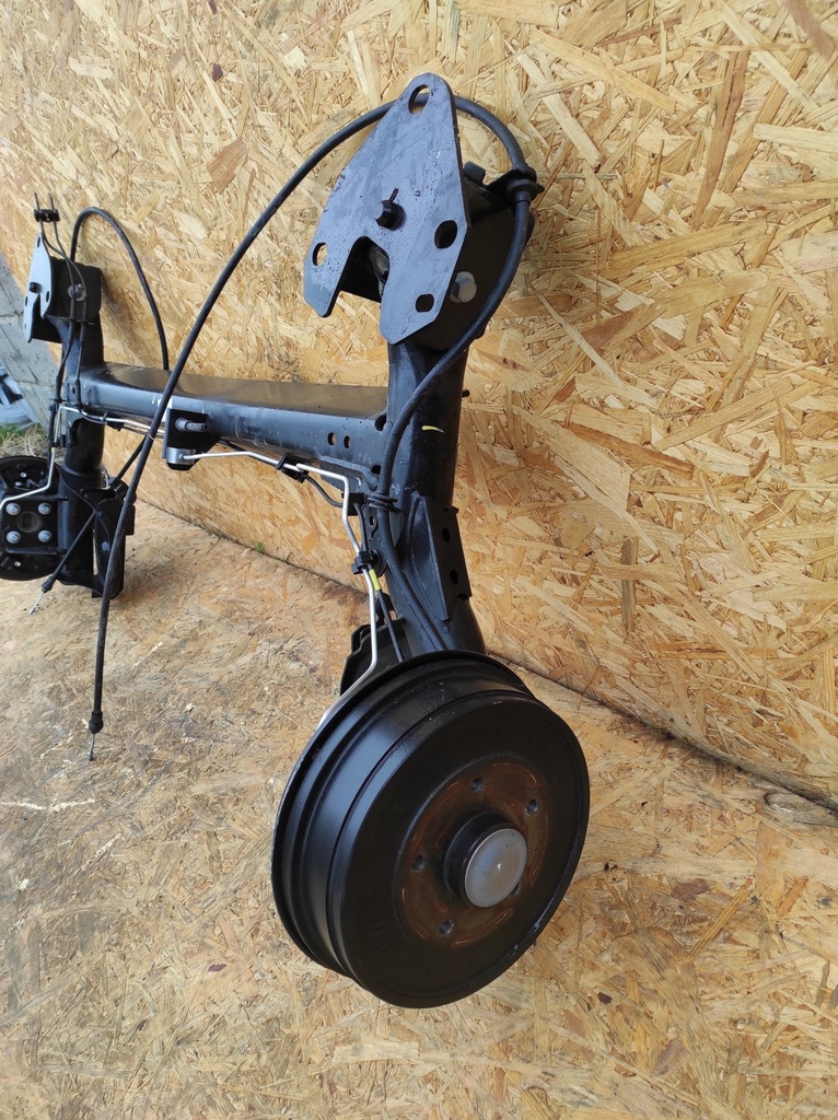 фото №4, Балка задня підвіска dacia dokker renault express 21r-