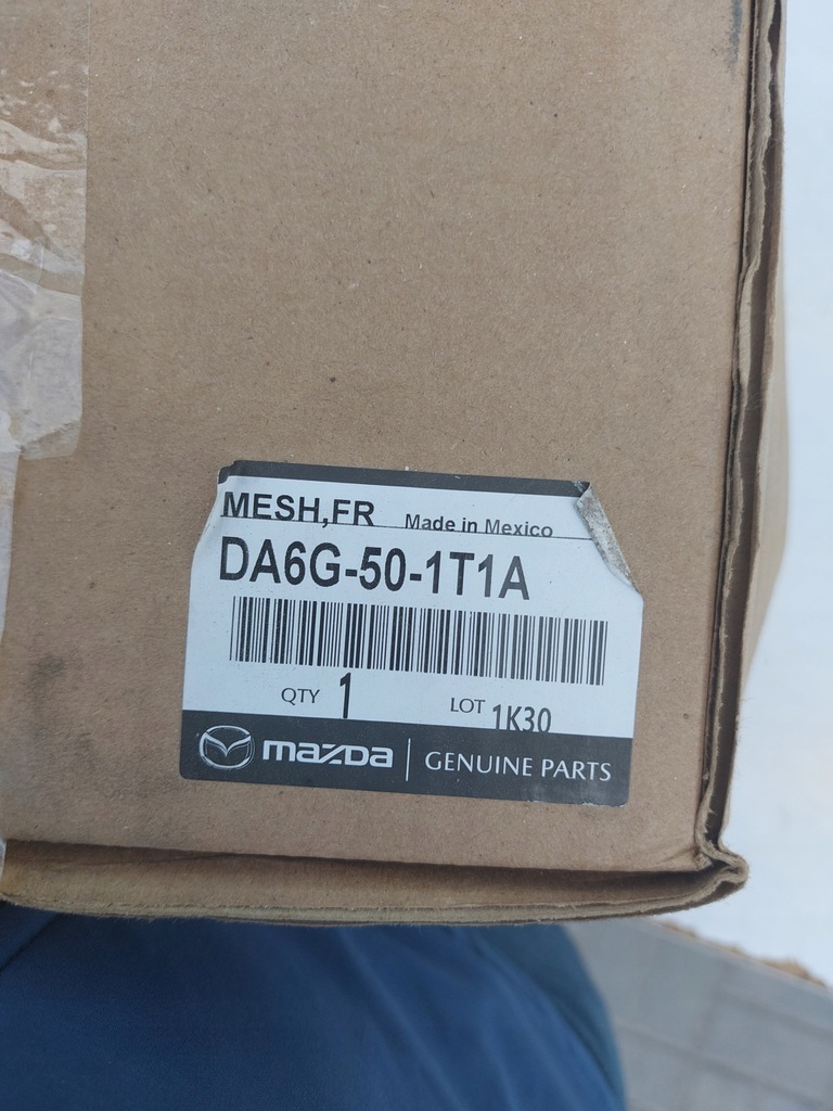 фото №5, Кронштейн решётка радиатора mazda 2 14-