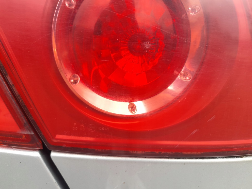 фото №8, Mazda 3 лампа левый задняя левая задняя крышка багажника крышка